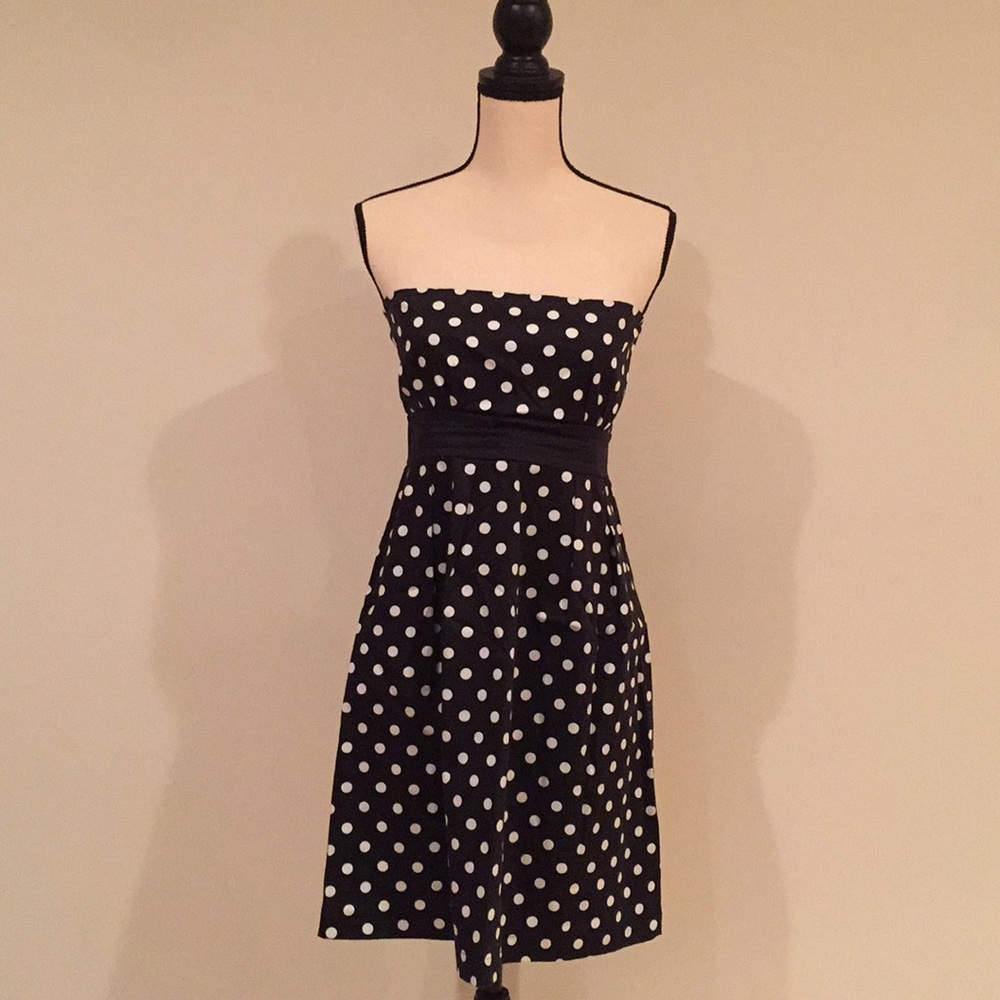Polka dot strapless dress